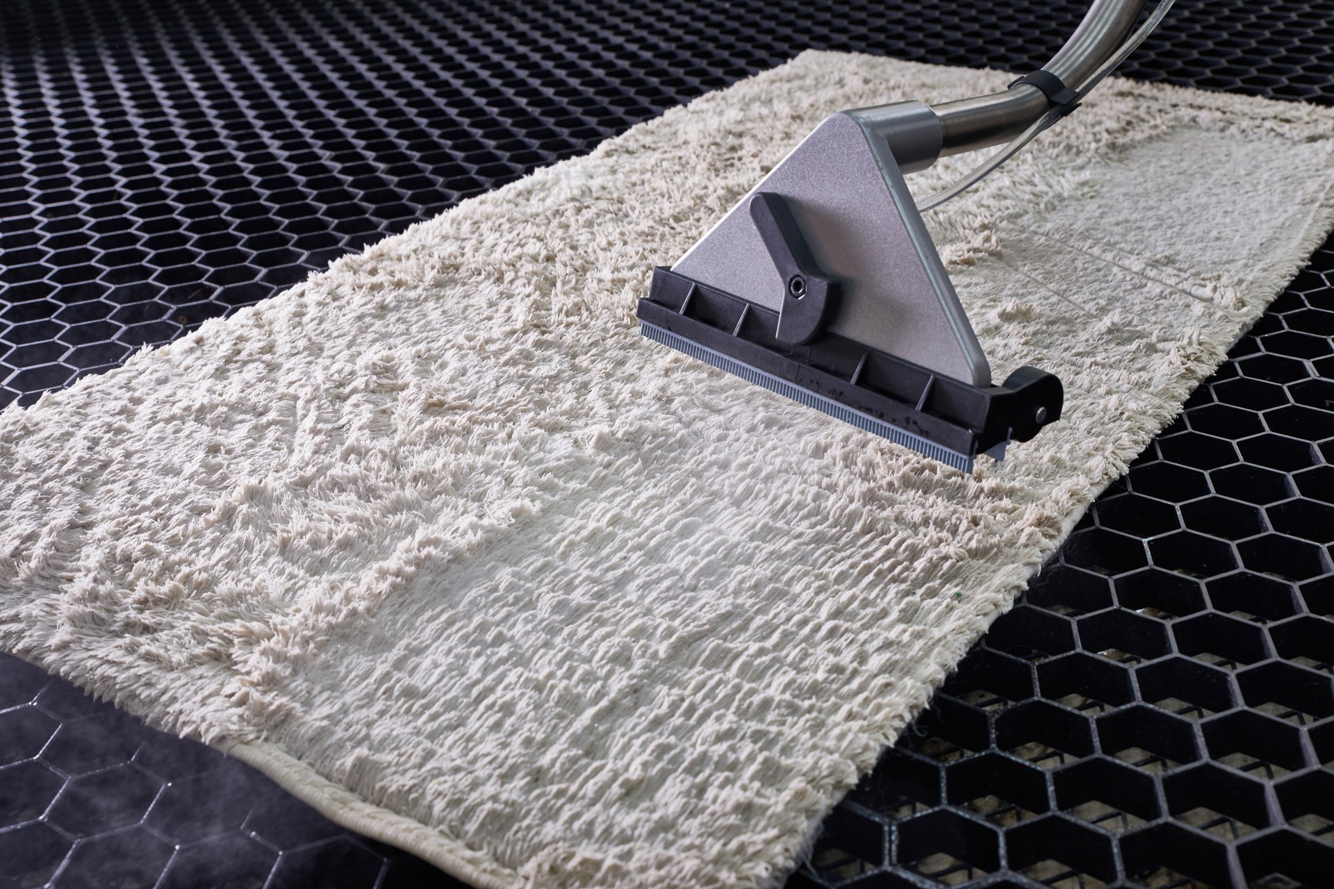 Carpet chemical cleaning with professionally extraction method in loundry service